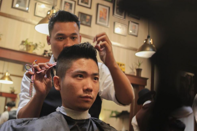 Tempat Pangkas Rambut Pria Terdekat di Palembang, Harga Terjangkau Banyak Pilihan Layanan Lainnya