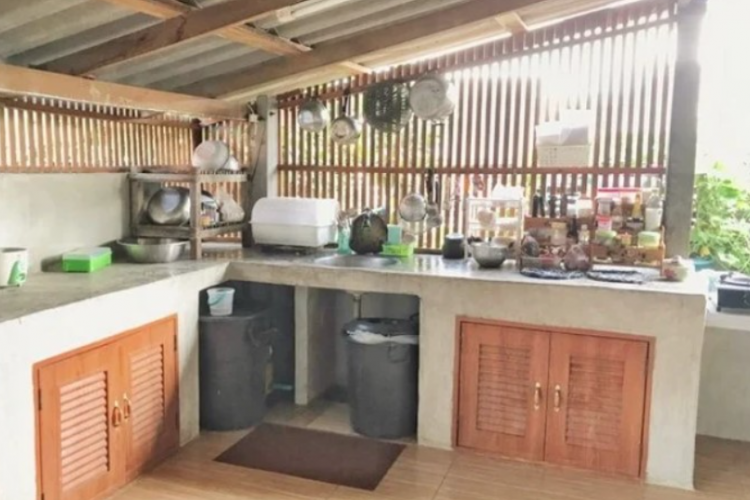 Desain Dapur Kekinian Namun Tetap Simpel di Desa, Terlihat Cantik Tanpa Perlu Banyak Perabot!