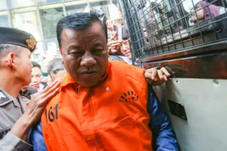 OTT Bupati Kuansing Hingga Teka-teki Amplop di Kantor Menhut Raja Juli, KPK Siap Usut Kasus Hingga Tuntas!