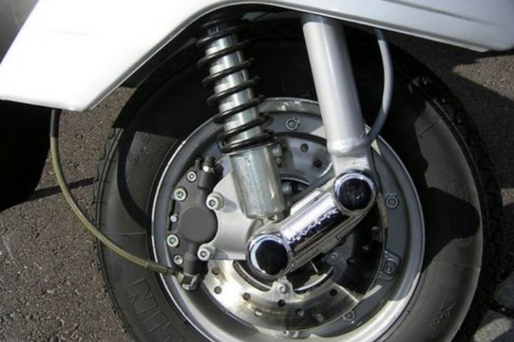 Suspensi Jenis Bottom Link Pada Sepeda Motor, Cenderung Lebih Berat Dari yang Lain