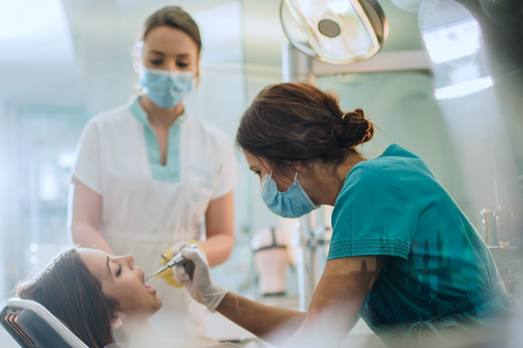 Cara Hitung Gaji Perawat Gigi Terampil Terbaru Tahun 2023, Ternyata Segini yang Didapatkan!