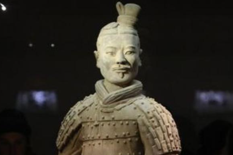 Sosok Nyata Qin Shi Huang: Kaisar Pertama Tiongkok, Penyatu Bangsa, dan Misteri di Balik Makam Terakota