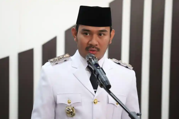 Harta Kekayaan Bupati Bekasi Ade Kuswara Terungkap, Digeledah KPK Terjerat Suap Proyek!