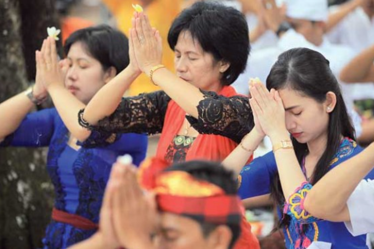 Ini Jawaban Kenapa Orang Bali Tidak Makan Daging Sapi Menurut Ajaran Hindu