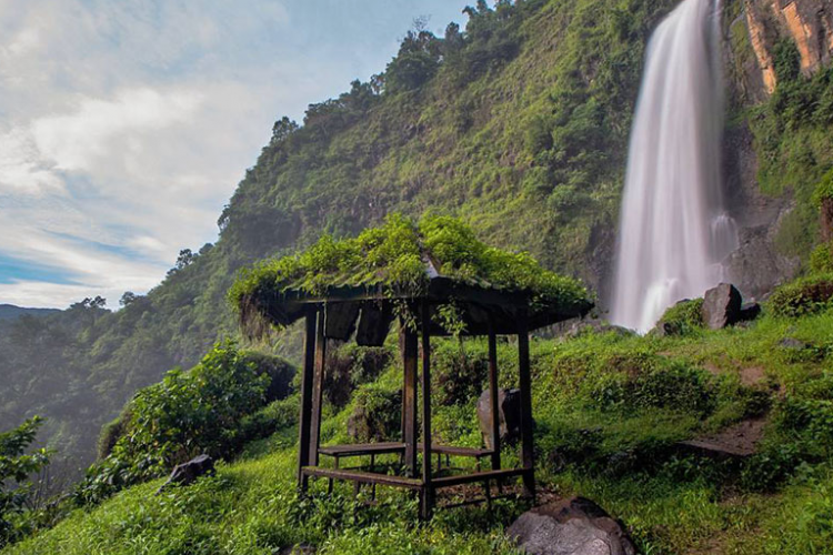 Harga Tiket Masuk Air Terjun Takapala 2023, Keindahan Tersembunyi di Kabupaten Gowa