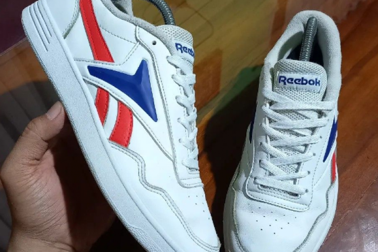 Cara Cek Barcode Sepatu Reebok, Gampang! Tinggal Pakai Aplikasi Ini Langsung Beres!