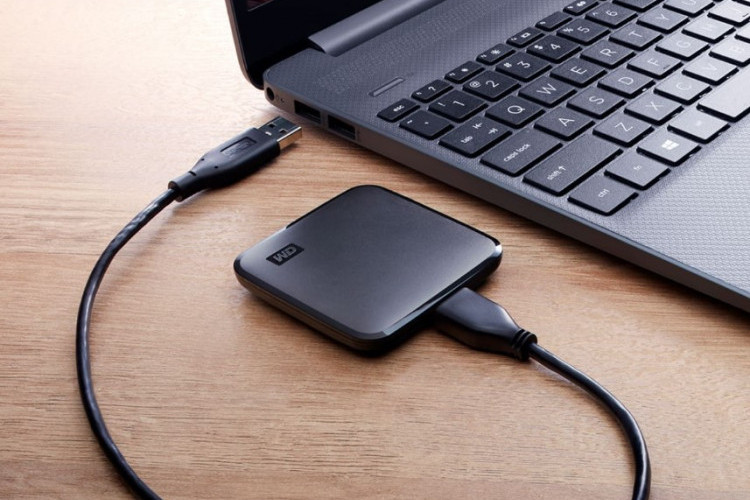 10 SSD Eksternal Terbaik di Tahun 2023, Penyimpanan Besar Akses 7,5 Kali Lebih Kencang!