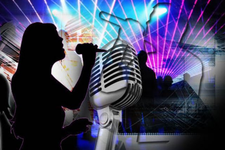 Rekomendasi Tempat Karaoke di Padang Lengkap Dengan Alamat dan Jam Operasional, Salurkan Hobi Bernyanyi Sambi Refreshing Hanya Disini!
