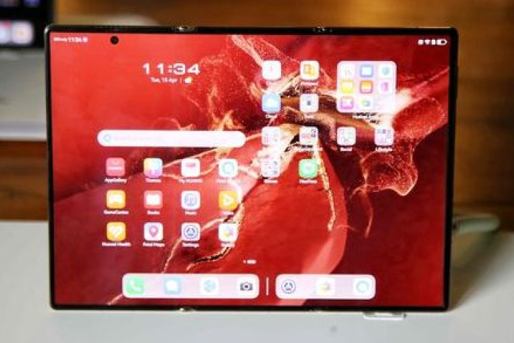 Spesifikasi Lengkap Huawei Mate XT 2, Bawa Desain Tri-Fold Lebih Tipis dan Chip Kirin 9100