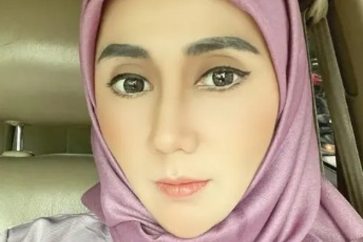 Aida Saskia Ceritakan Titik Balik Pengalaman Spiritual yang Membuatnya Mantap Berhijrah dan Menutup Aurat