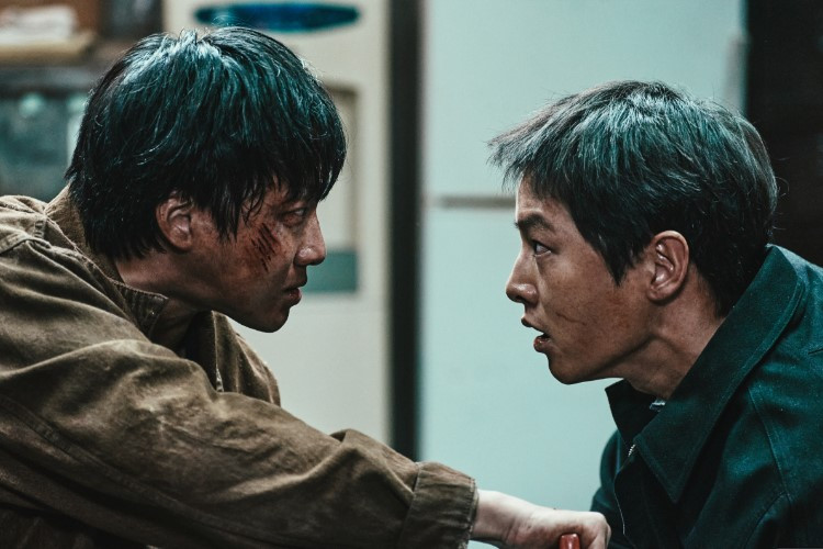 Nonton Film Korea Hopeless (2023) Full Movie Sub Indo 1080p Gratis, Perselisihan Anggota Geng yang Berujung Pada Konflik Bersenjata