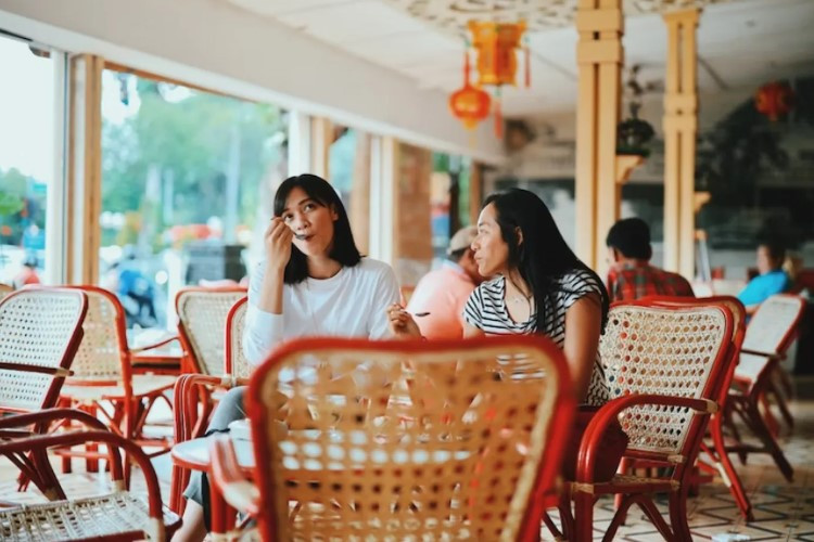 Daftar Tempat Nongkrong Cewek yang Ramai, Cocok Banget Buat Tebar Pesona Cari Pasangan