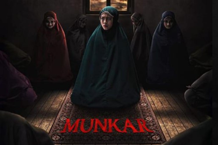 Jadwal Tayang Film Munkar, Baru Rilis Poster Langsung Tuai Kecaman: Nggak Pantas Kalau Salat Dijadikan Film Kayak Begini