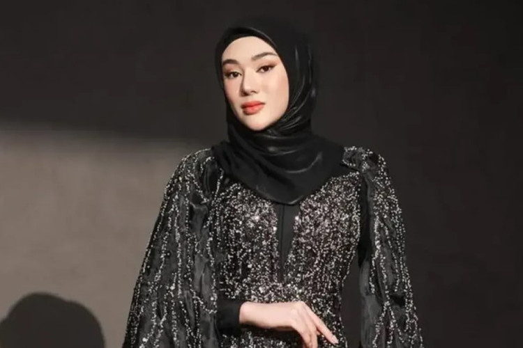 Selebgram Indah Somasi Rp10 Miliar ke Clara Shinta, Buntut Penyebaran VCS dengan Suami! 