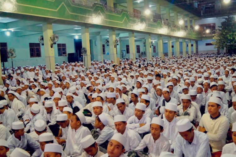 Biaya Pondok Pesantren Al Falah Ploso, Kediri Terbaru 2023, Mulai dari Administrasi Pendaftaran Hingga Pokok Selama Setahun