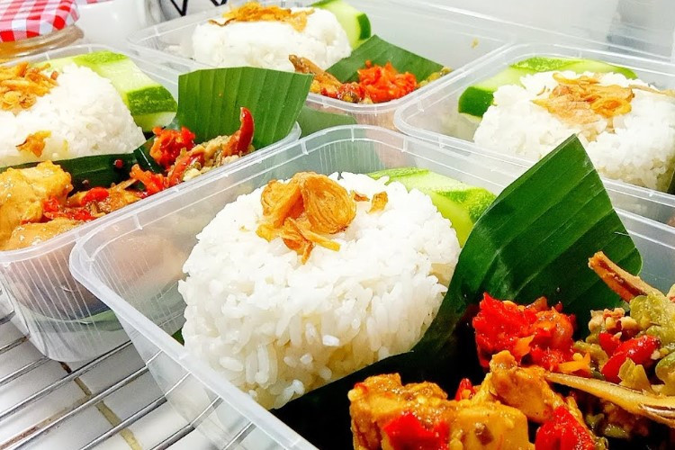 Beras 1 Kg Berapa Porsi Nasi, Biar Pembagiannya Pas Coba Pakai Tips di Bawah Ini 