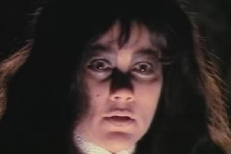 Sinopsis Film Malam Satu Suro (1988) Kisah Seram Sundel Bolong yang Menjelma Jadi Wanita Cantik 