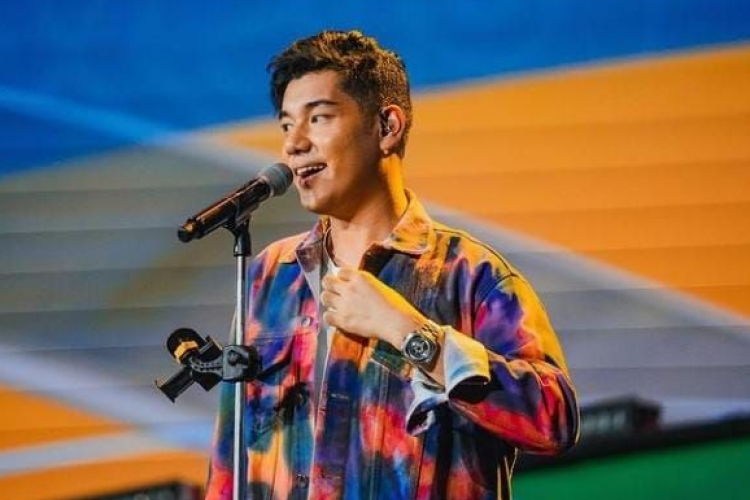 Lagu Jaz Hayat -  Bersamamu Masuk ke Spotify Viral 50 Global Chart Bersanding Dengan Musisi Internasional!