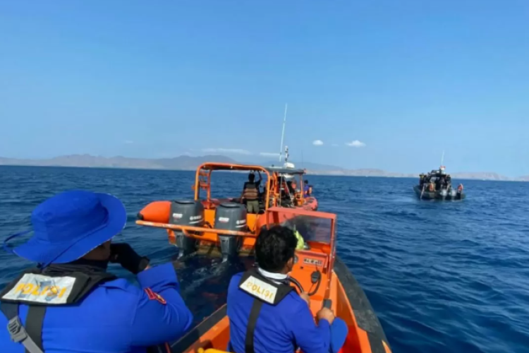 Dive Master Veronica Beatrix Jessica Hilang dalam Insiden KM Feronia Tenggelam di Labuan Bajo