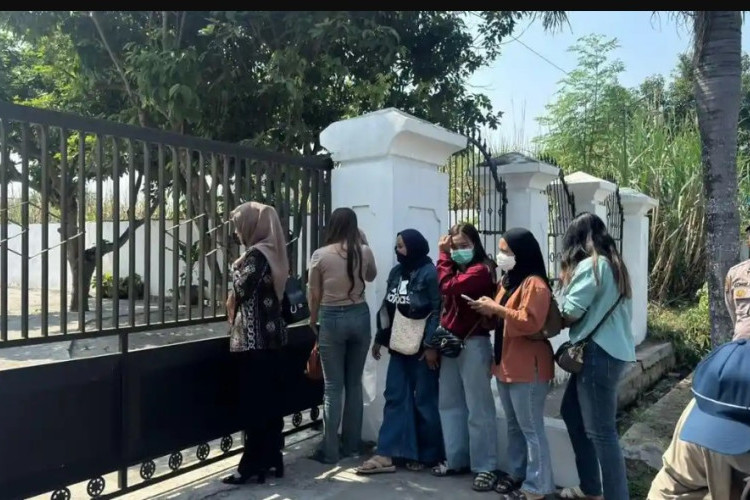 Penipuan Bos Arisan di Kediri Ternyata Istri Polisi, Penanganan Kasus Akan Dilakukan Secara Adil!