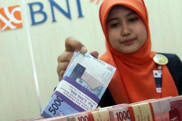 Syarat Pinjaman BNI Khusus Karyawan Tahun 2023, Perhatian Ketentuannya Agar Cepat Di Acc! Minimal Berusia 21 Tahun