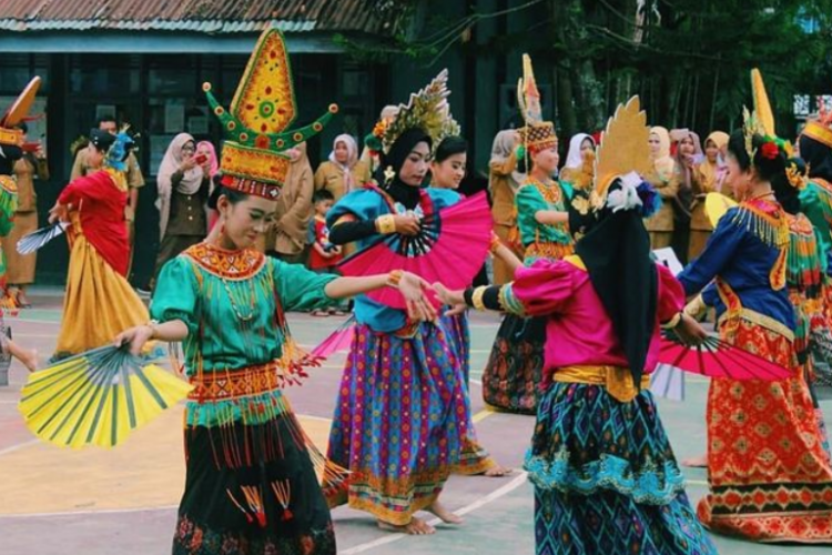 Daftar Kosakata Bahasa Bugis dan Artinya dalam Bahasa Indonesia, Belajar Jadi Makin Gampang