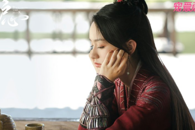 Spoiler Drama China Back From the Brink (2023) Episode 23 : Zhu Li Sangat Senang Melihat Chang Lan