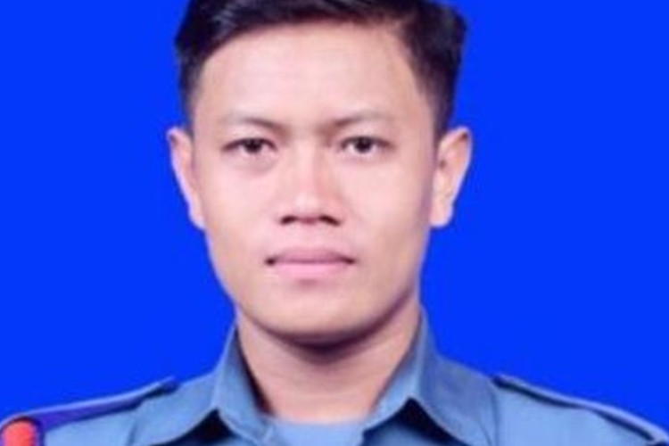 Sosok Praka Marinir Zaenal Mutaqim  yang Gugur Saat Terjun Payung Dalam Rangkaian HUT TNI: Ini Kata TNI AL