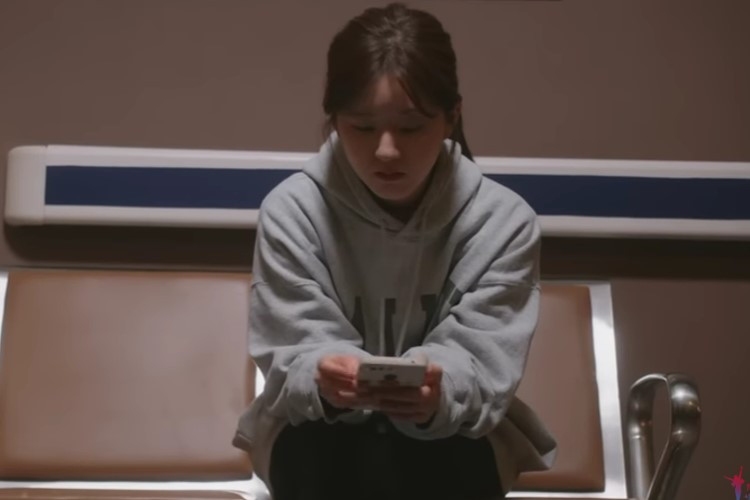 Spoiler Drama Gen Z Episode 37-38 Tayang Malam Ini, Tou Tou Ucapkan Salam Perpisahan Pada Ren Xin Zheng 