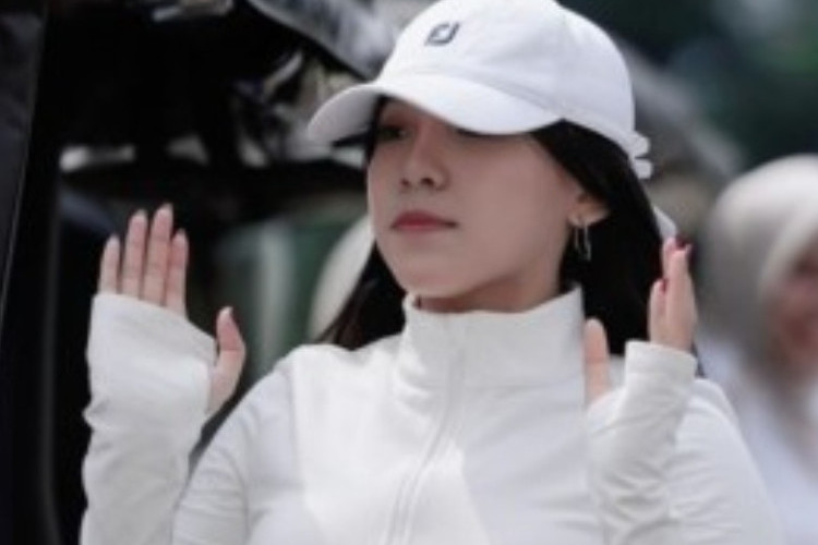 Profil dan Biodata Endang Yustika, Influencer Cantik yang Viral Selepas Sebut Pengguna Threads Toxic
