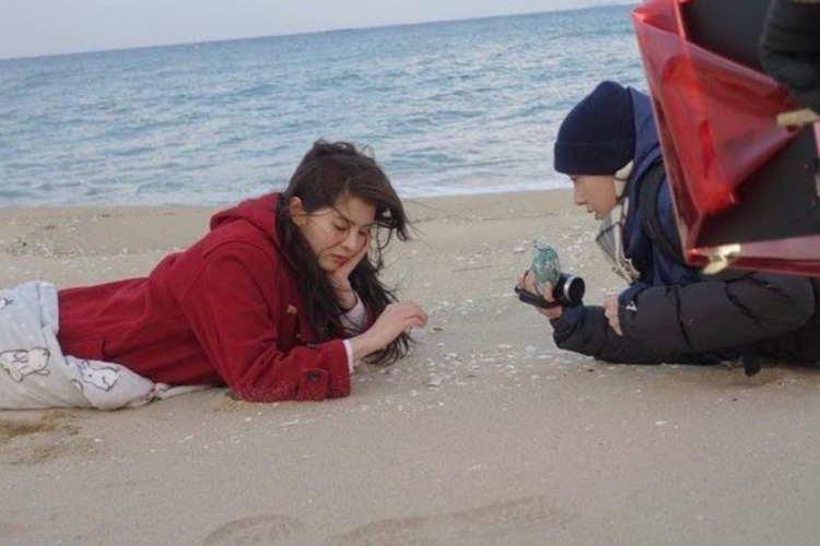 Sinopsis Heavy Snow, Film Lesbian dan Jadi Debut Akting Han So Hee di Layar Lebar