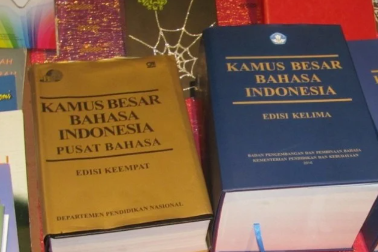 Mengenal Perbedaan Pembina dan Penasehat Lengkap Dengan Contoh Penggunaan Katanya 