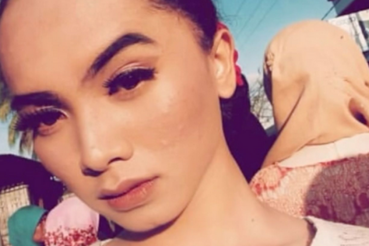 Apa Nama Akun IG Dea Halipa Alias Deni yang Menyamar Jadi MUA Wanita & Kontroversi 'Sister Hong' di Lombok: Fakta Terungkap