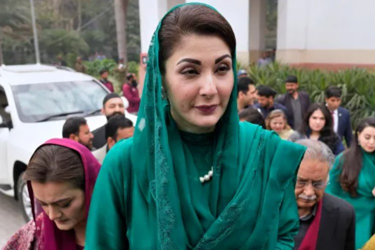 Vidéo Maryam Nawaz, Ministre Du Pendjab, Et Mian Nawaz Sharif, Ancien Premier Ministre Du Pakistan, Font L'objet De Critiques