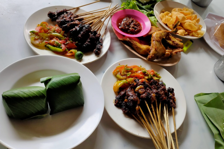 Harga Menu Sate Maranggi Hj Yetty Purwakarta Terbaru 2023, Nikmati Kuliner Khas dan Bikin Nagih