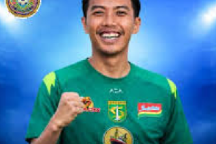 Berita Terbaru Sepak Bola Tanah Air: Riyan Ardiansyah Resmi ke Persebaya, Simak Profilnya!