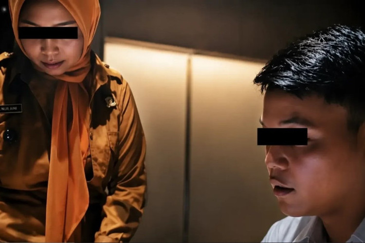 Video Bu Guru Bahasa Inggris Main Sama Muridnya Viral, Tuai Kontroversi Disini Isi Aslinya!