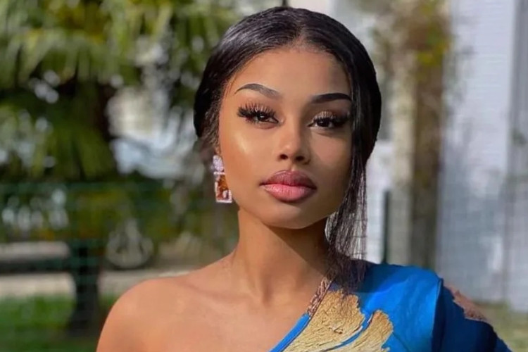 Viral ! Tootatis Enceinte De Son Premier Enfant Avec Un Célèbre Rappeur, Enregistrement Pour Adultes