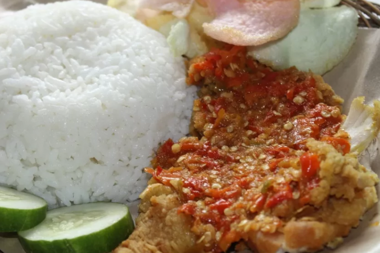 Daftar Harga Menu Ayam Geprek Sa'i, Jombang Terbaru 2023, Bisa Delivery Order