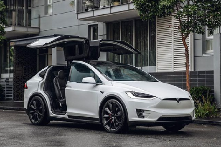Harga dan Spesifikasi Mobil Cybertruck Tesla 2023  yang Bikin Ngiler Pecinta Otomotif, Cek Selengkapnya Disini!