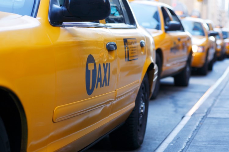 7 Rekomendasi Travel Taxi Pontianak Ketapang Termurah dan Aman Lengkap Dengan Daftar Tarifnya