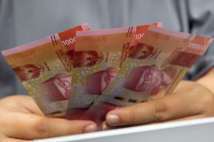 Terus Tertekan! Nilai Rupiah Menjadi Rp18.156 per Dolar AS, Ternyata Ini Dampaknya dalam Kehidupan Sehari-hari
