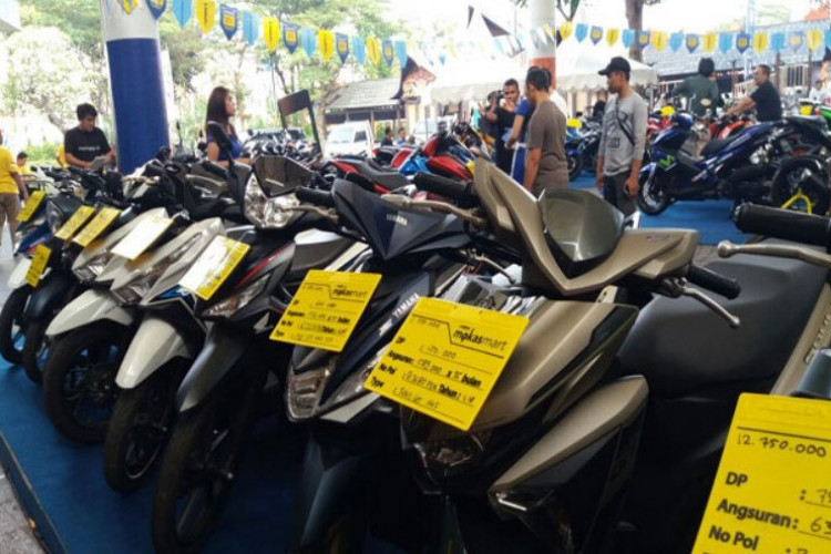 Tips Dapat Kredit Motor Bekas Angsuran 300 Ribu, Cari Tempat Terpercaya Ya!