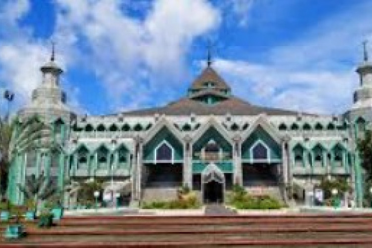 Viral! Santri Dianiaya di Masjid Al-Markaz Makassar Diduga Dianiaya Orang Tua Teman, Polisi Masih Selidiki Kasusnya