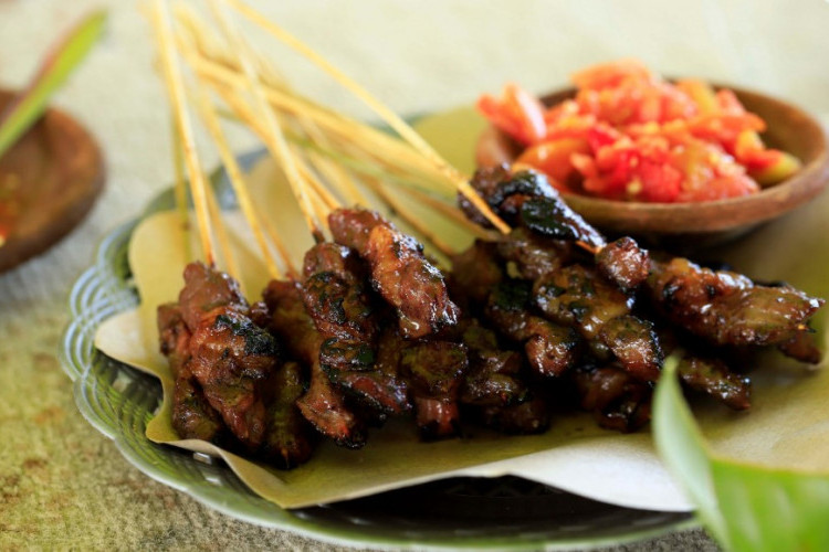 Daftar Harga Menu Sate Maranggi Haji Yetty Terbaru, Tersedia Juga Menu Soto Ayam dan Gule Kambing Paling Favorit