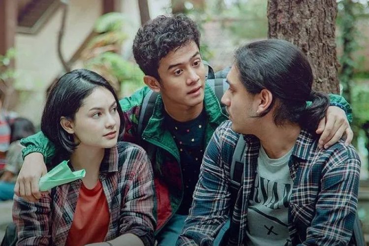 Sinopsis Film Tersanjung The Movie (2021), Adaptasi Sinetron Populer 90an yang Dibintangi Clara Bernadeth dan Giorgino Abraham