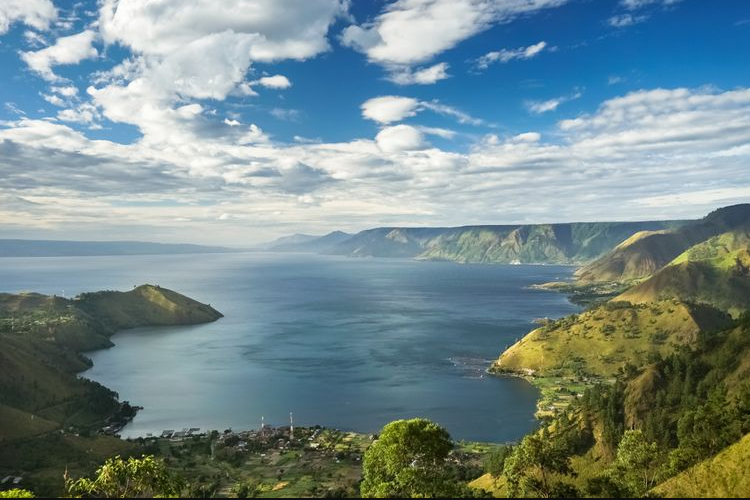 Rekomendasi Tempat Mancing Terbaik di Danau Toba, Jadi Spot Andalan Ngumpulnya Para Ikan 