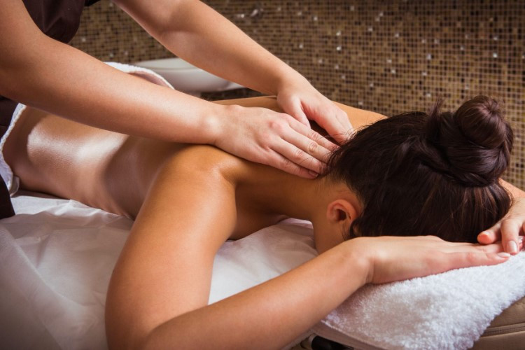 7 Tempat Massage Terbaik di Pondok Indah yang Cocok Buat Healing, Viral di Kalangan Millenial dan Gen Z