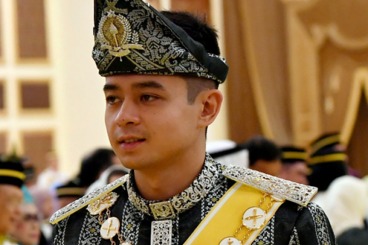 Siapa Itu Tengku Hassanal Shah? Putra Mahkota Malaysia yang Ternyata Sosoknya Gak Kalah Ganteng Dari Prince Mateen