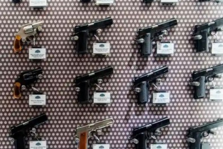 Ancaman PTDH Menanti Anggota Polres Gianyar Buntut Transaksi Senpi Ilegal Rp 30 Juta dengan Pelatih Bela Diri MMA